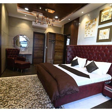 Mansion 6Bhk Villa โลนาวาลา ภายนอก รูปภาพ