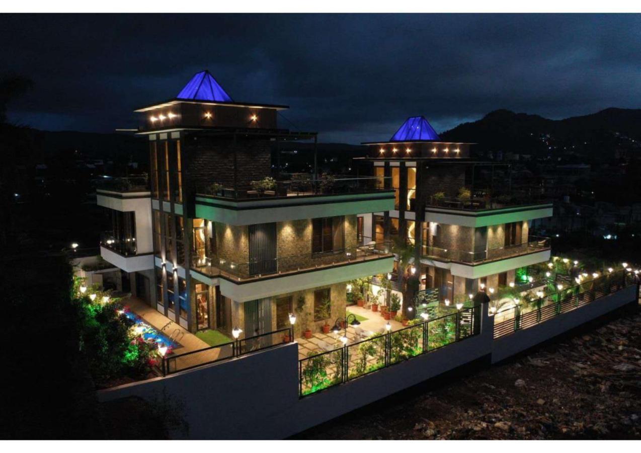 Mansion 6Bhk Villa โลนาวาลา ภายนอก รูปภาพ