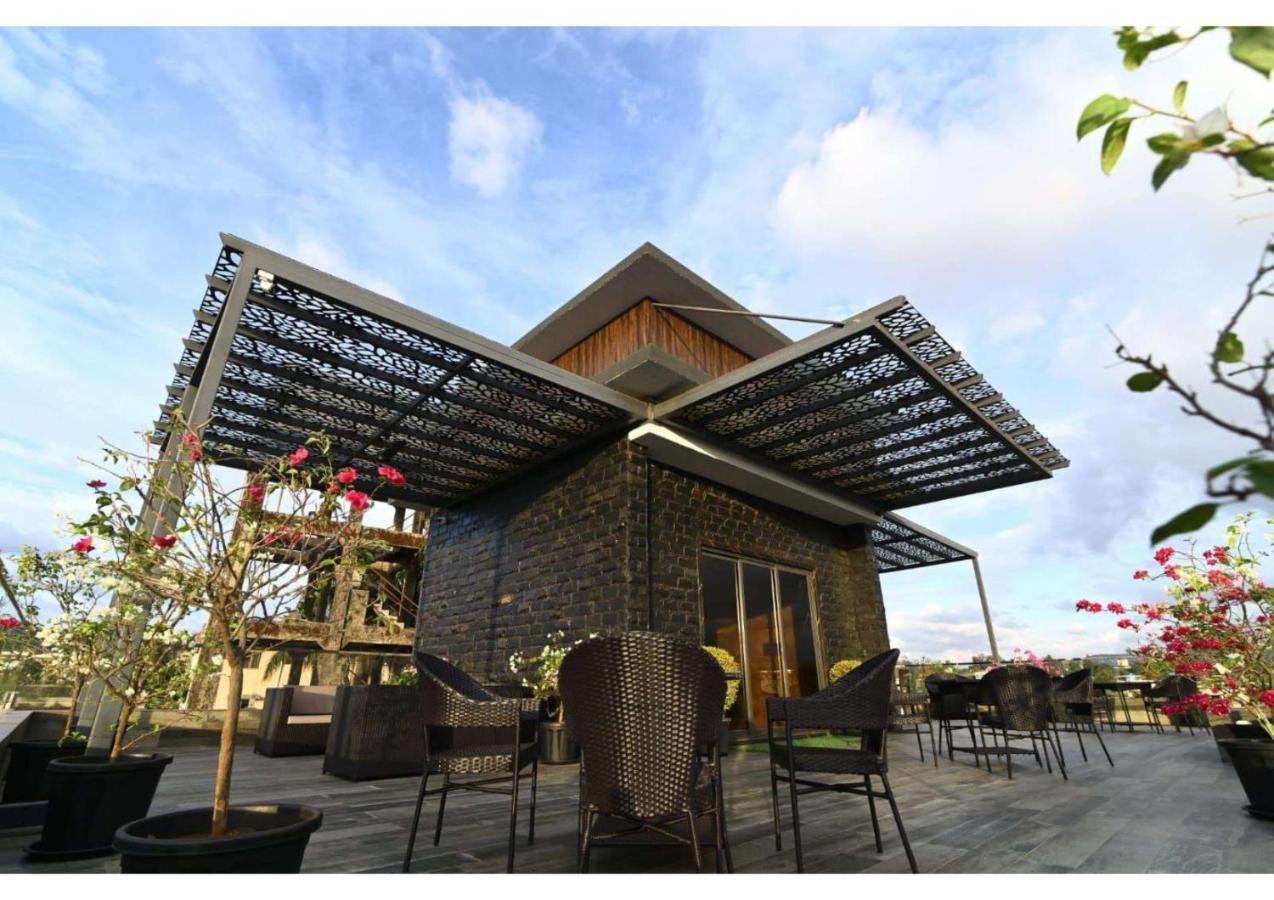 Mansion 6Bhk Villa โลนาวาลา ภายนอก รูปภาพ